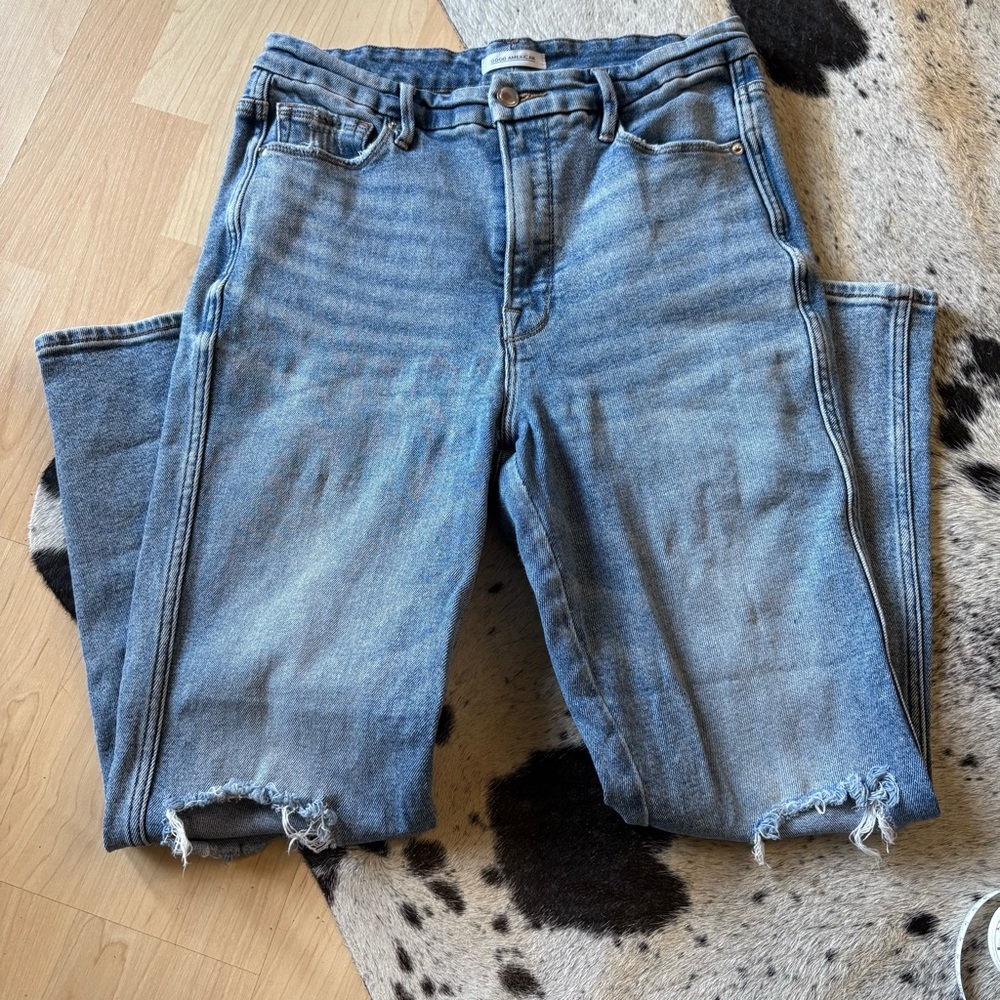 GOOD AMERICAN Good Curve Distressed Jeans‎ Size 10/30 STYLE: GCS127T